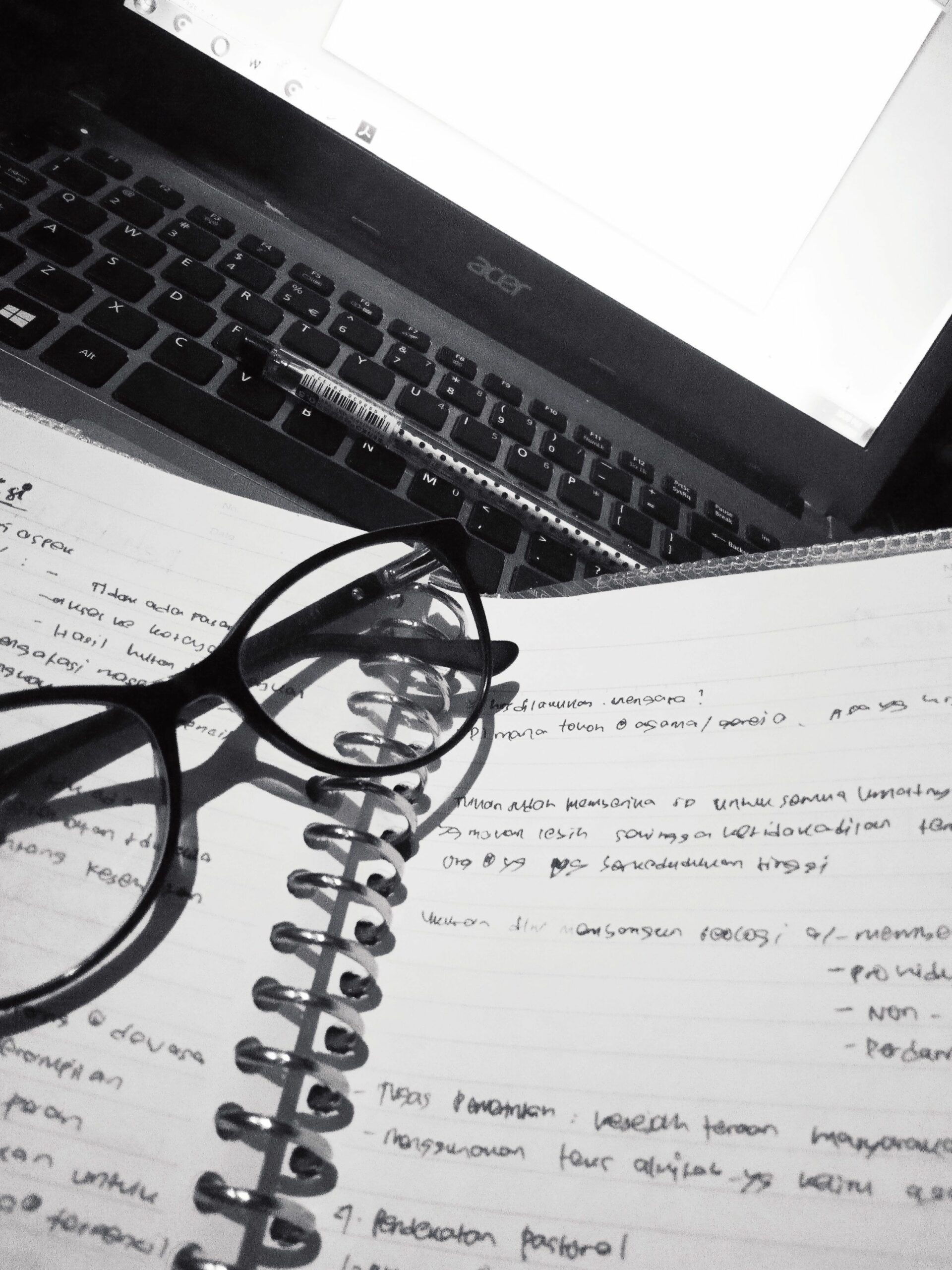 Teks Negosiasi Penundaan Pengumpulan Tugas - Aurellia Putri Amabel